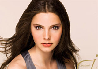 Bobbie Brown Cosmetics on Hebrides Harmony Makeup
